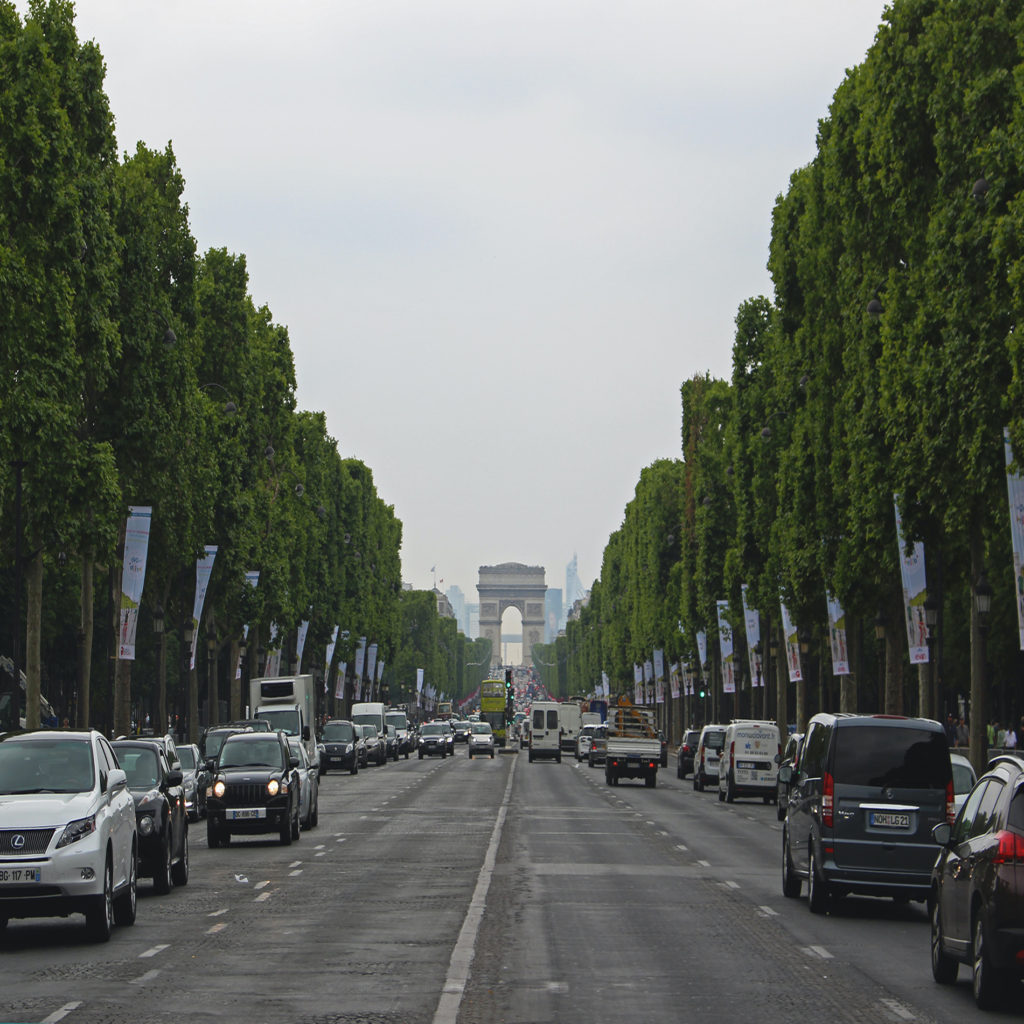 20 Best Things to Do Near the Champs-Élysées in Paris - Discover Walks